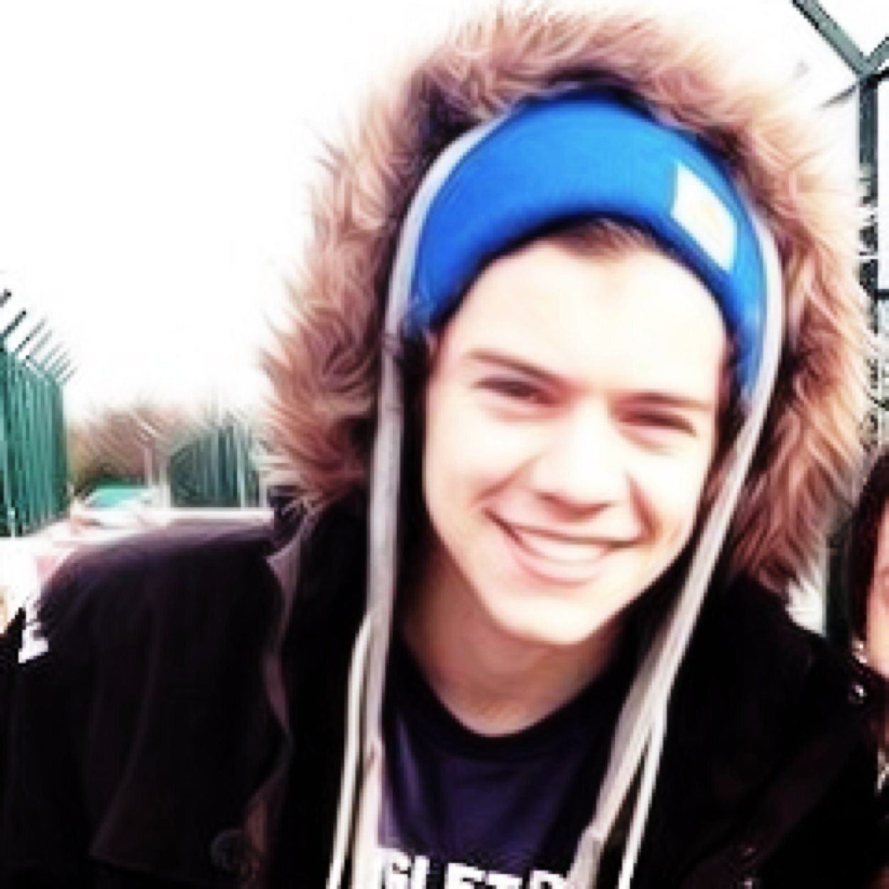 follow @harryftmaggie
