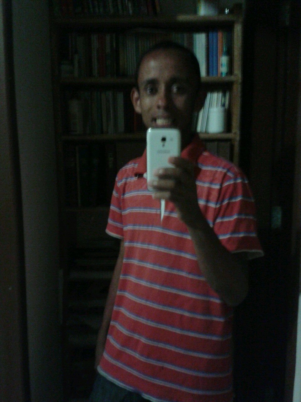 Sou Beta. SIGO TODOS QUE ME SEGUIREM...