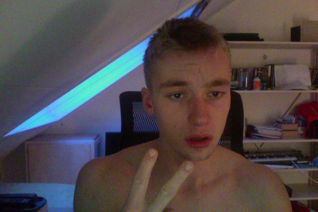 16 jaar // Rapper // Model - Contact, tweet voor DM