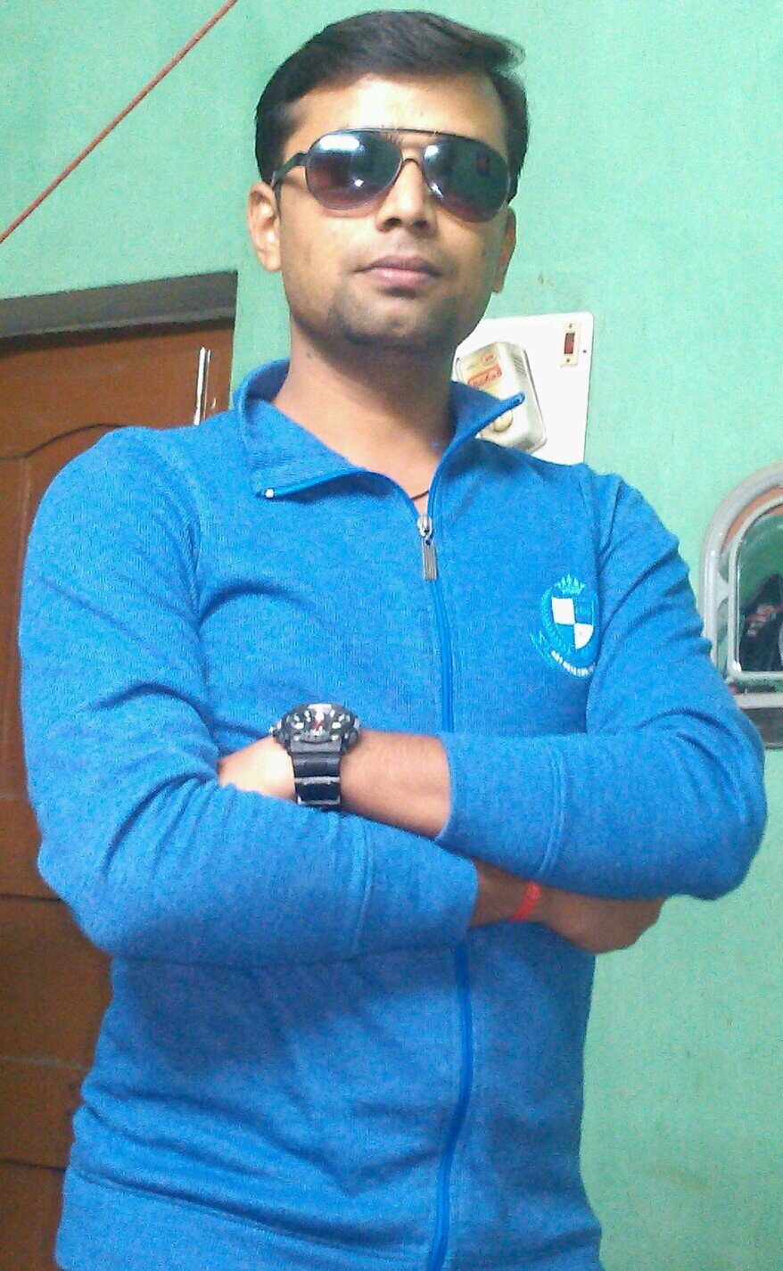 RoySheikhpura's profile picture. 