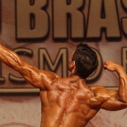 Lifetime Natural Bodybuilder. Redator e escritor do site O Ferro.