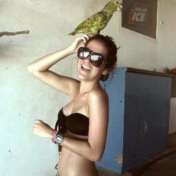 Stefany Frade Profile