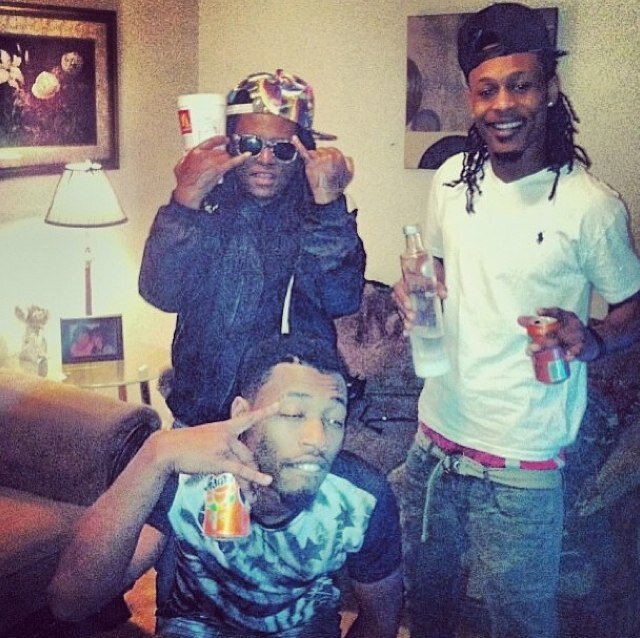 SCRILLA- Money Make The World Spin{MaxxDeff}•Squad•{BFK}•Young Squad•{FastMoney}•Money Squad•{39Wild Life•{GrindGang}#Squad#RipBruhMaN for booki@pat_scrilla@yah