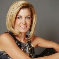 Lisa Gustafson (@lisagustafson22) Twitter profile photo