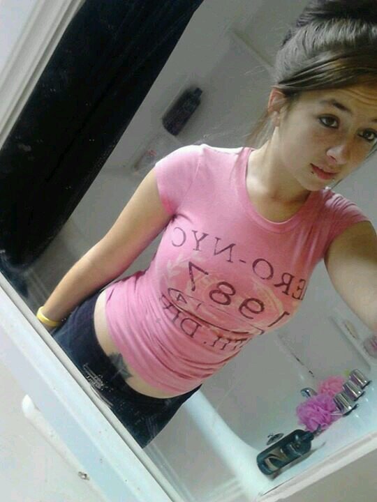 The names Kylee.
Student at Bridgescape
Lesbian. ♂♥
Single.
Follow me and ill follow back.(: