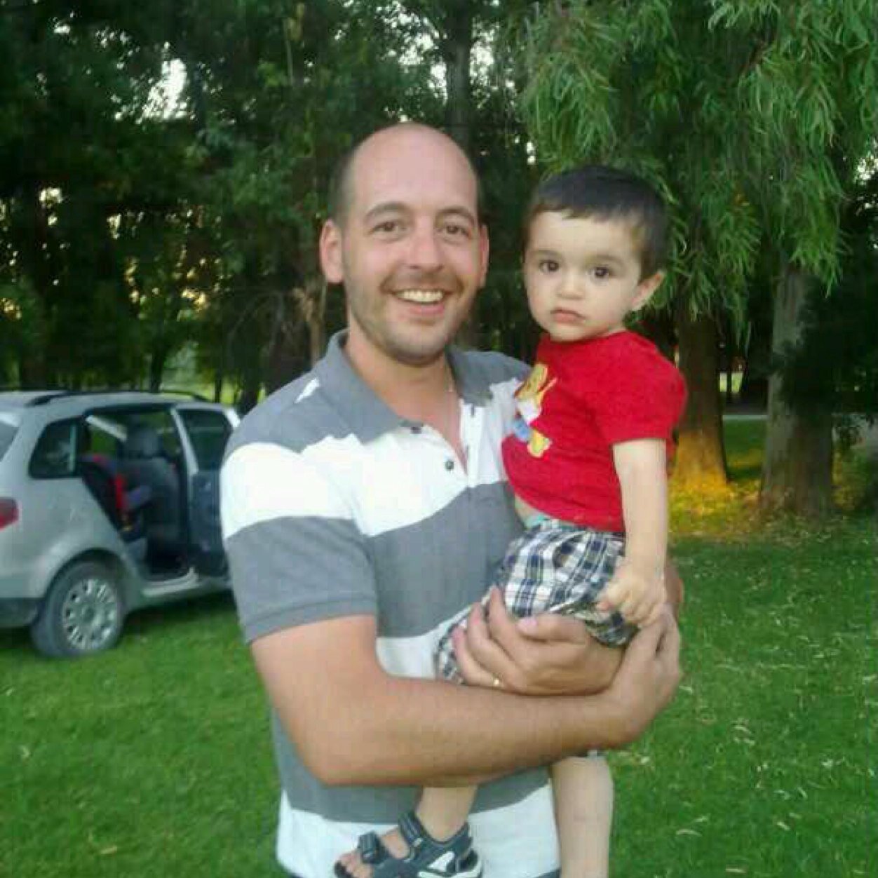 retrofit96's profile picture. 