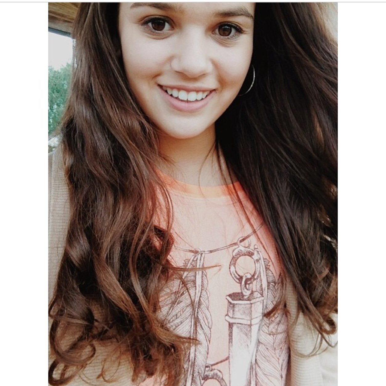 Hey Its Janelle. I go to Mission Creek High School.  I like basketball and comics. ( Not Madison, shes @MadisonPettis ) #LabRats