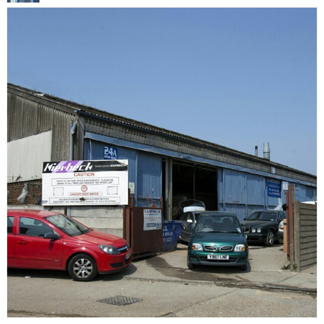 LA Motors Ltd 24A River road Barking Essex IG11 0DG T:02085914030 M:07958912144 Accident repair centre Alloy wheel refurb
