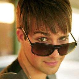free follow from @MaslowWooHoo
