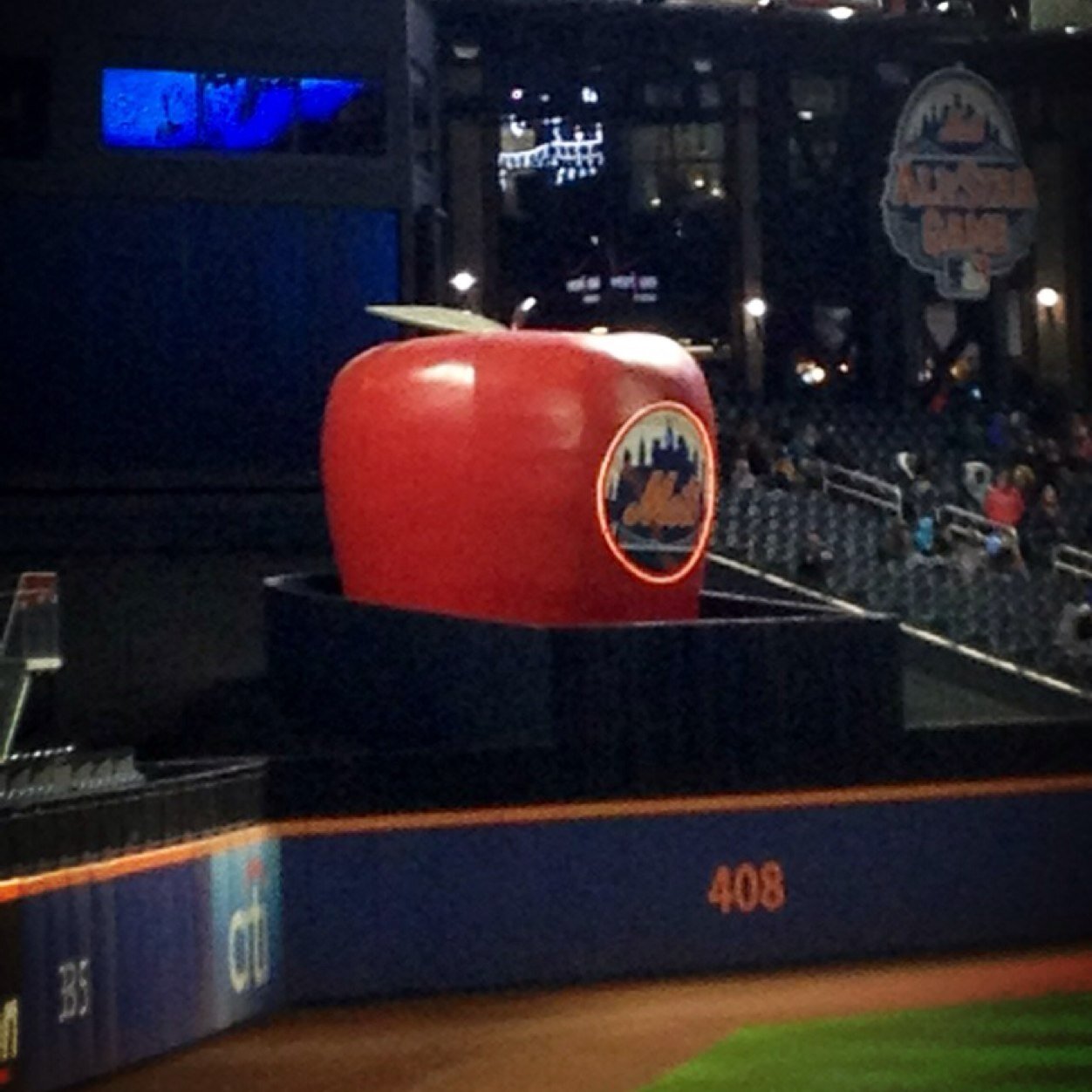 NYMphotos's profile picture. Just a Queens Native showing his love to the orange and blue. #LGM