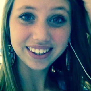 KaitlinBriannaR's profile picture. 