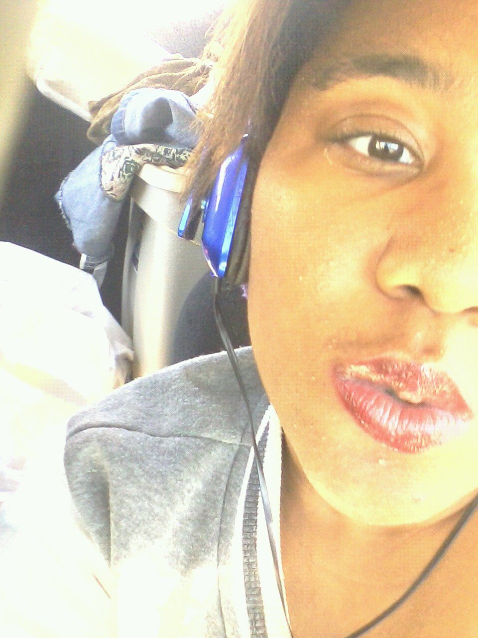 I try to be a bad bitch, but i never succeed :,( . Follow me babiess .