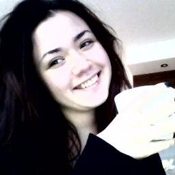 hell0m00n's profile picture. 