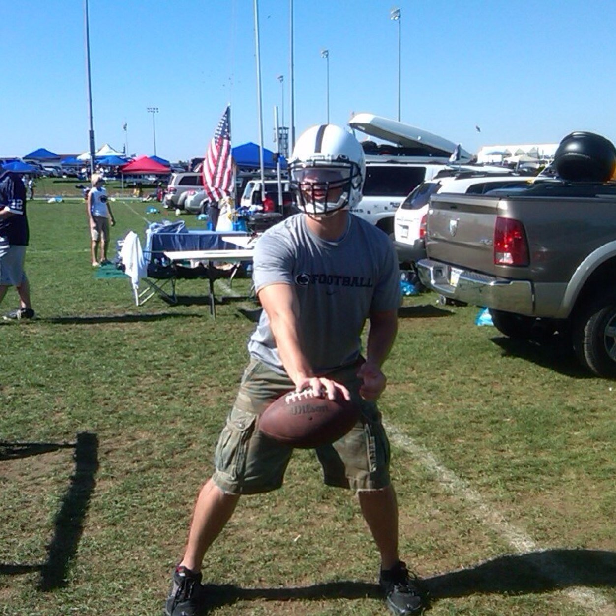 Husband to Nichole | Father to Adrienne & Roman | @2010Hailstorm Coach | @RaidersFB16823 OC - QB - LB Coach