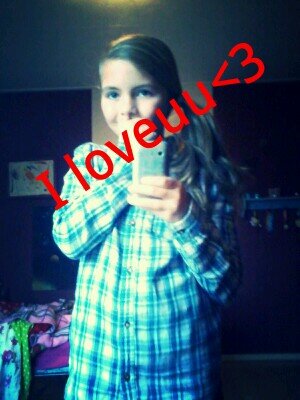 robine_love's profile picture. mijn kleine zusje, khouvanju x Carrr ♥
familie en vrienden zijn belangrijk voor me♥ 10 jaar x