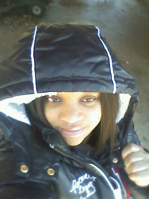 TinyBee4's profile picture. 