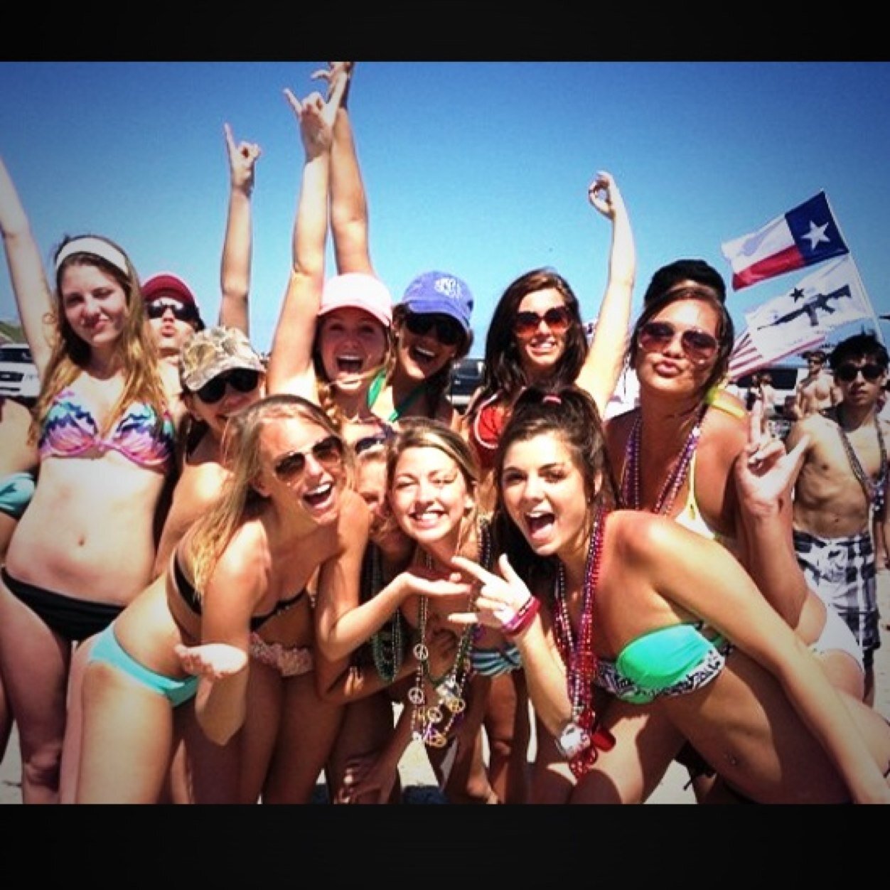 Slideshow spring break thongs.