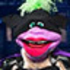 579832's profile picture. U FOLLOW ME I FOLLOW U