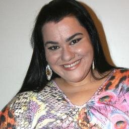 Princess ... King's daughter, Advertising, Law Academic towards International Law, U.S. Court, passionate about life and Languages ​​...