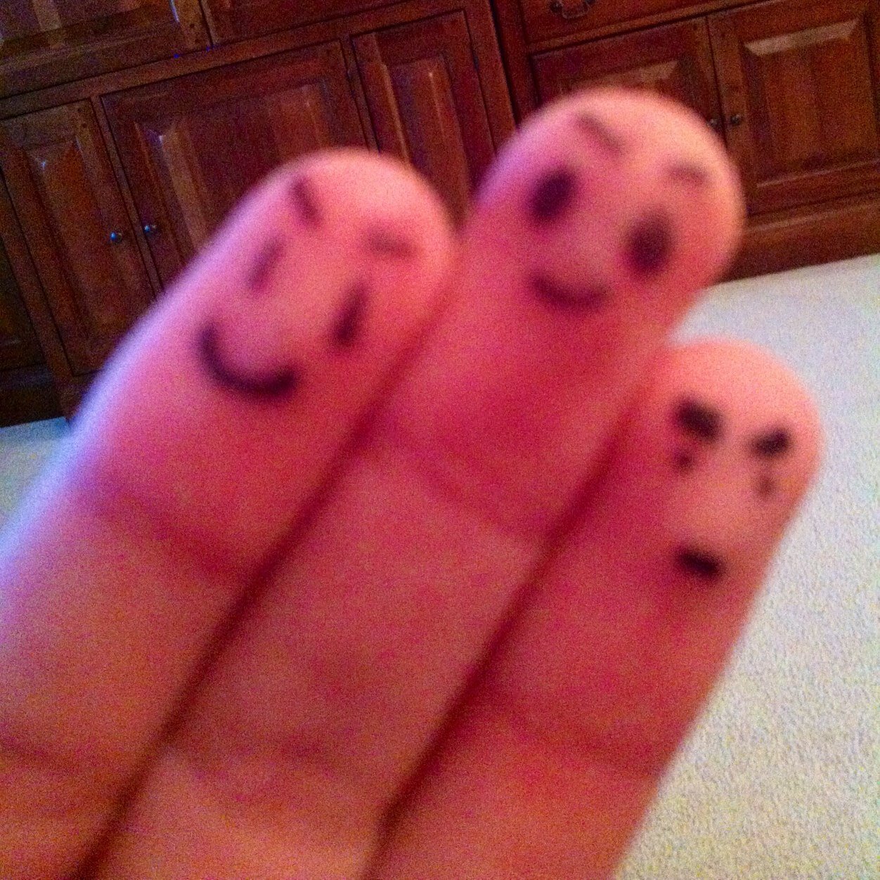 Just another ghostie with haunted fingers