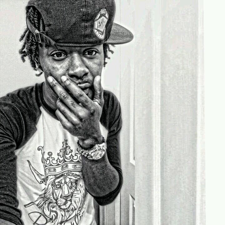 STONERNATION Good Weed & champs that's where It's at # #BLK ☜☆fRSH☆☞. :] Stoned or Die :( Ig: @borderline_Krazy