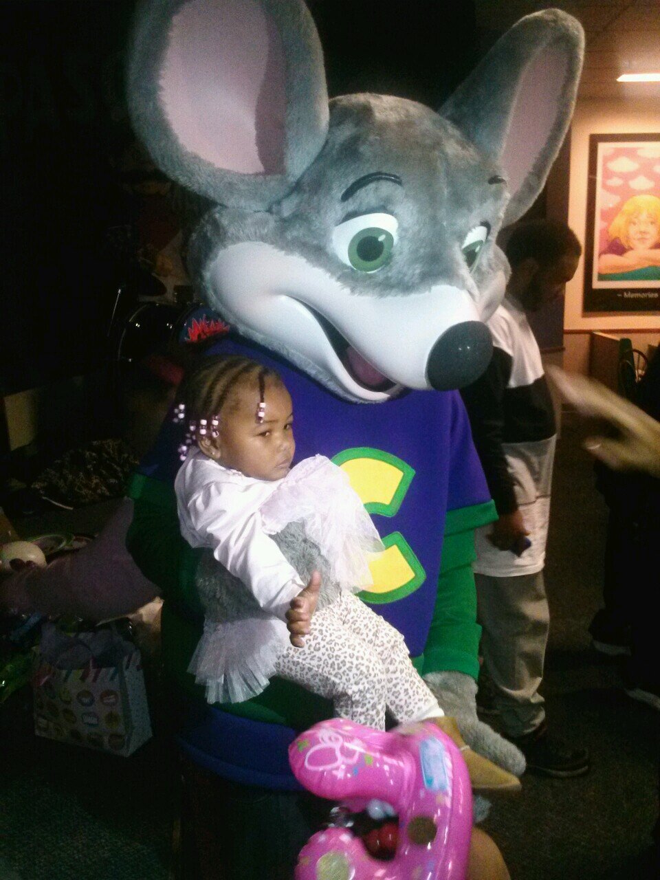#Uptown #LifeOfAUTN #886 #freeBigTone#freeuptowntj#FckTheFeds , i love my daughter ....follow me on instagram @stackn_season886