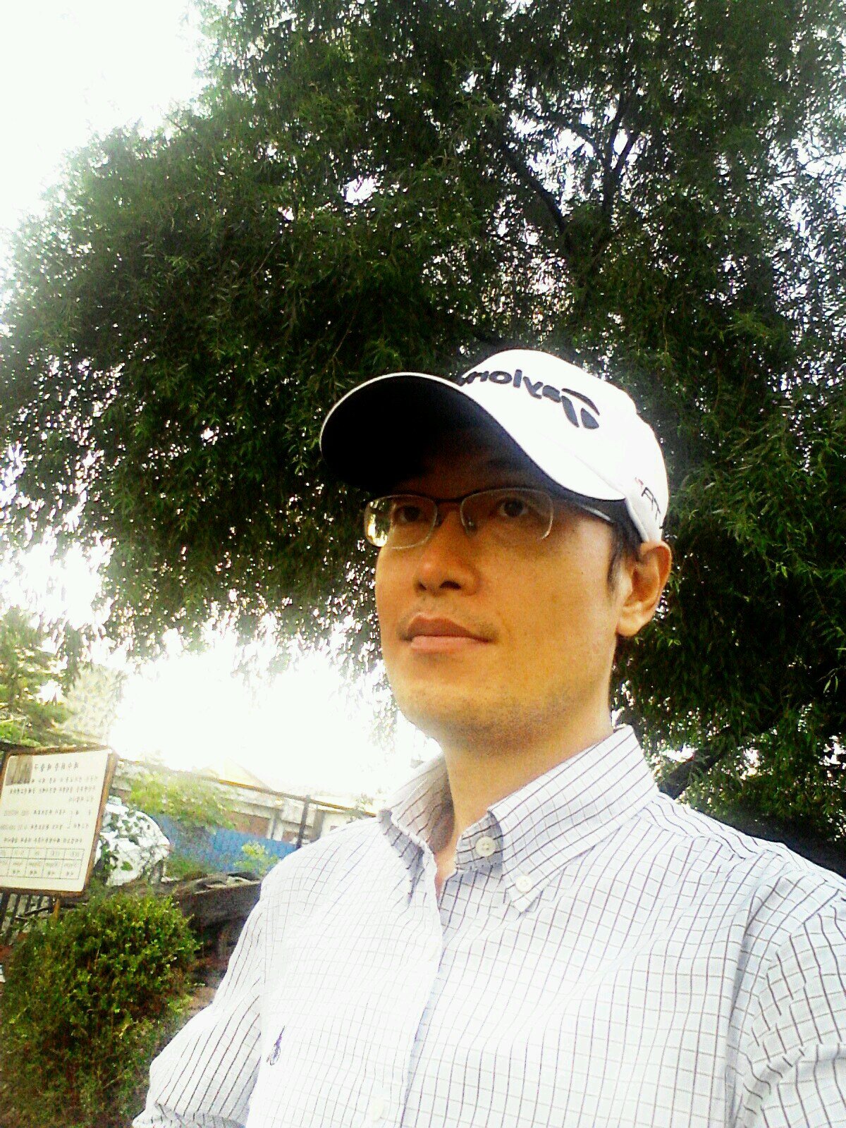 bjy0401's profile picture. 