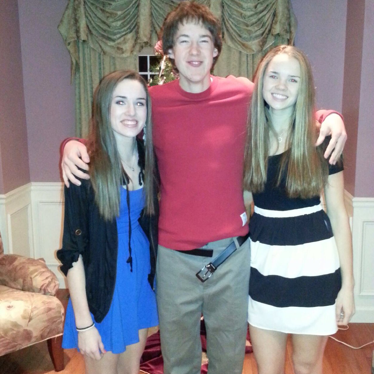 BAIL_me_0ut's profile picture. 