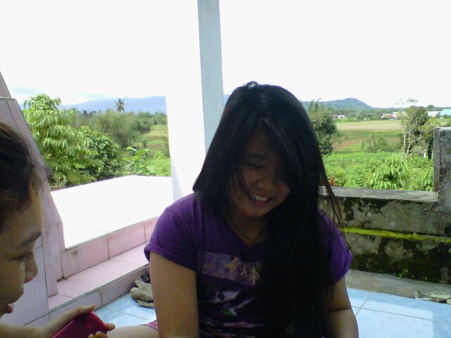 Akun twitter Victoria Octaviani Sharon Ester Utomo