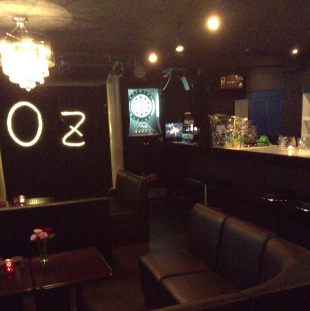 カラオケBAR OZを営業中！ 6月からリニューアルOPEN!昼営業も始めます。ステージもありますので、イベント企画、出演者も募集します！繋がり増やしましょう！！