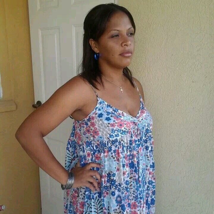 sueqmiss's profile picture. Love to laugh, read, listen to good music, current affairs, also hangout with good friends.