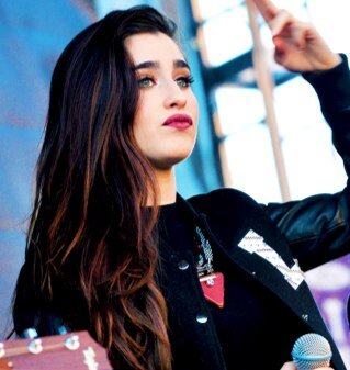 ItsboredBored's profile picture. ily.