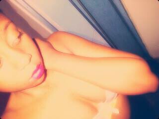 queenbee_bontle's profile picture. Very kind but don't take advantage of that.... #YOLO everyday #TeamYellowBone.  #ChilledVibes.         #Worryaboutyourself