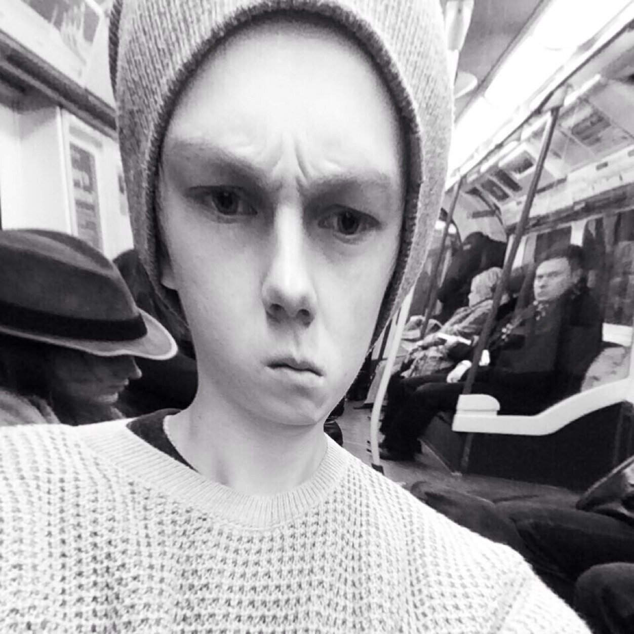 DICASP - CASPAR LEE | ROLE PLAYER (THAI) | SINCE 280313 | TWEET IN EN/TH | #AWESOMEFAM #HSRANGER (´ε｀ )♡
