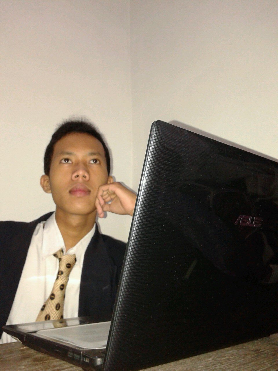 selalu setia pada satu janji