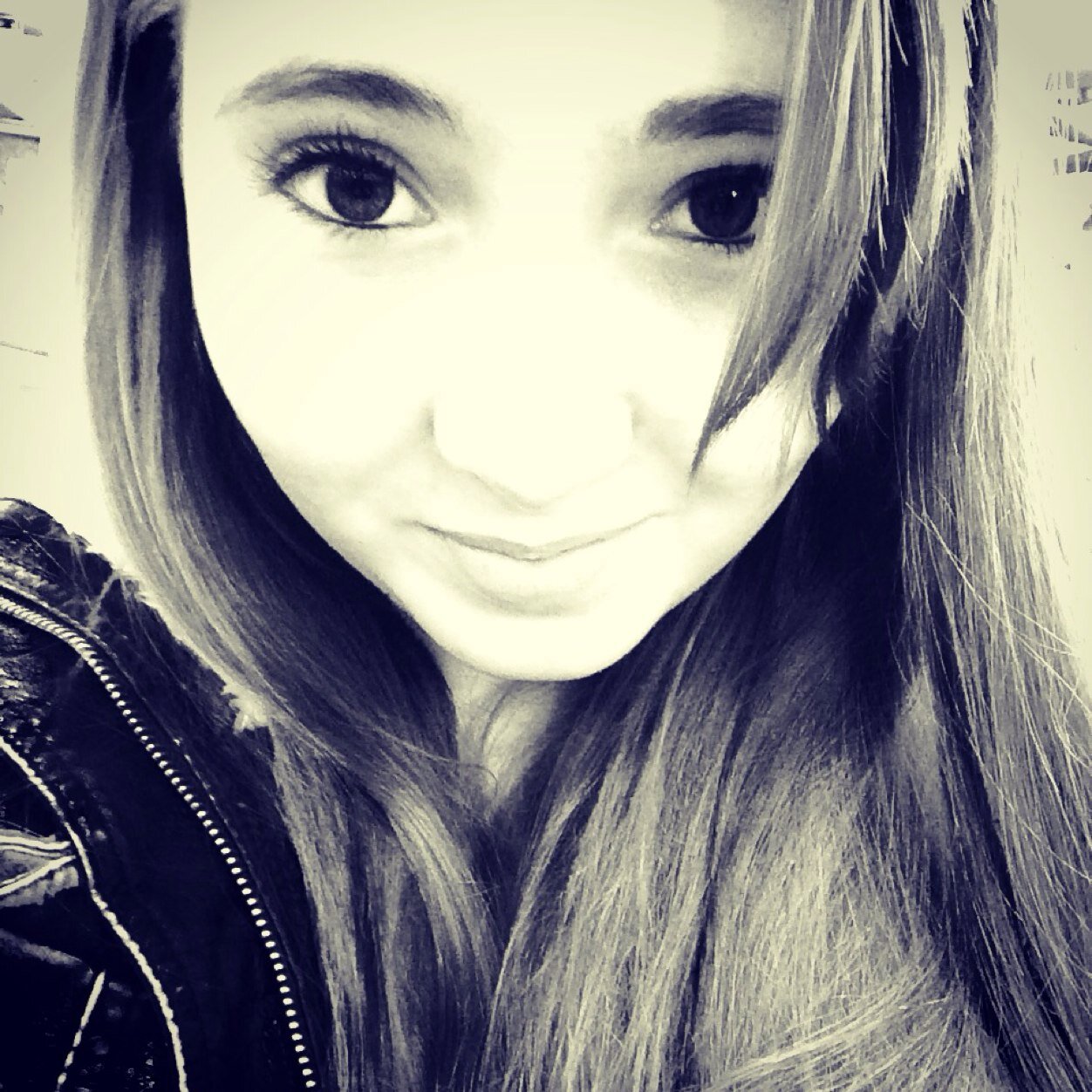 Live your own life!!! Follow me and I follow you. I sing, dance, act, and have crazy fun. Lol