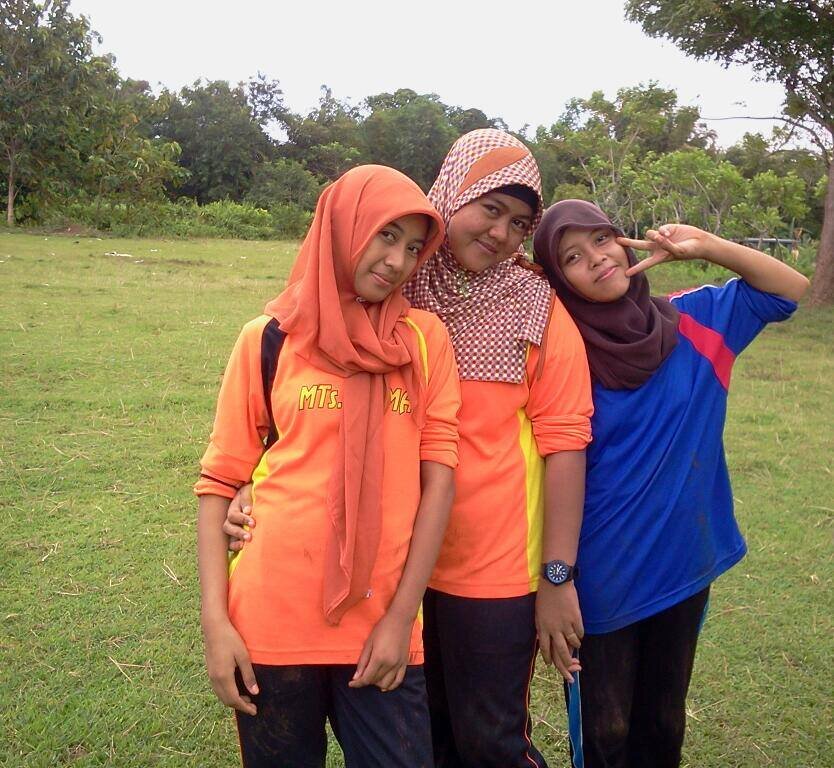 EmiliaEffandy's profile picture. pelukis profesional,penggemar vierratale,jomblo