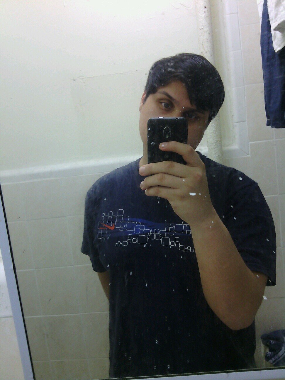 johntron17's profile picture. Just an average teen trying to make it