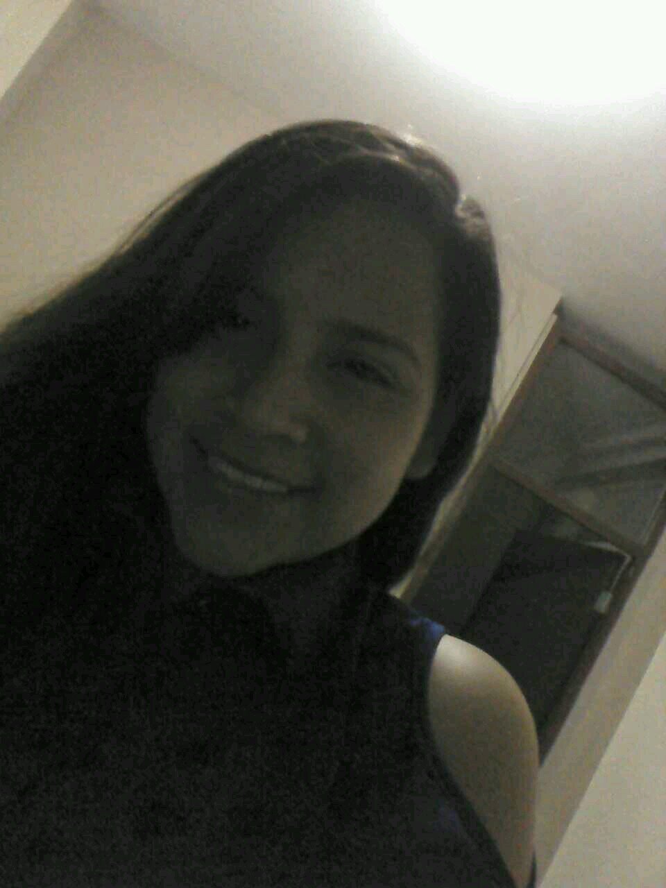 SandyGeraldine2's profile picture. jajajajsj los loveo a todos cx amor y paz para el mundoooo  c: :D ♥