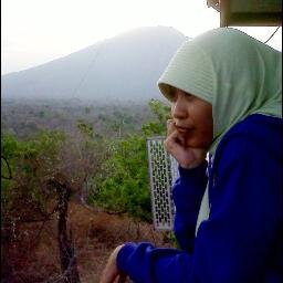 miy_nyol's profile picture. SMAN1kraksaan | accounting UMM'13