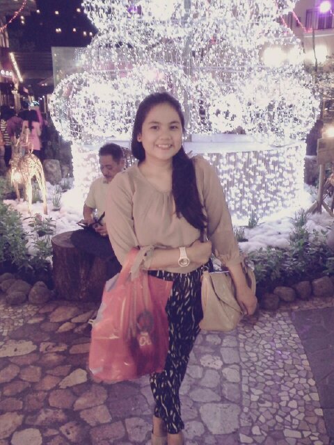 annisaaurum's profile picture. 