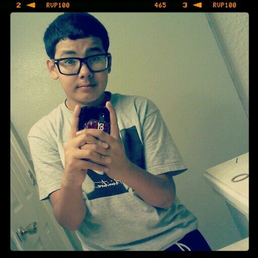 my back up page fallow @ASAP_DLN_NIGGA fallow ill fallow back