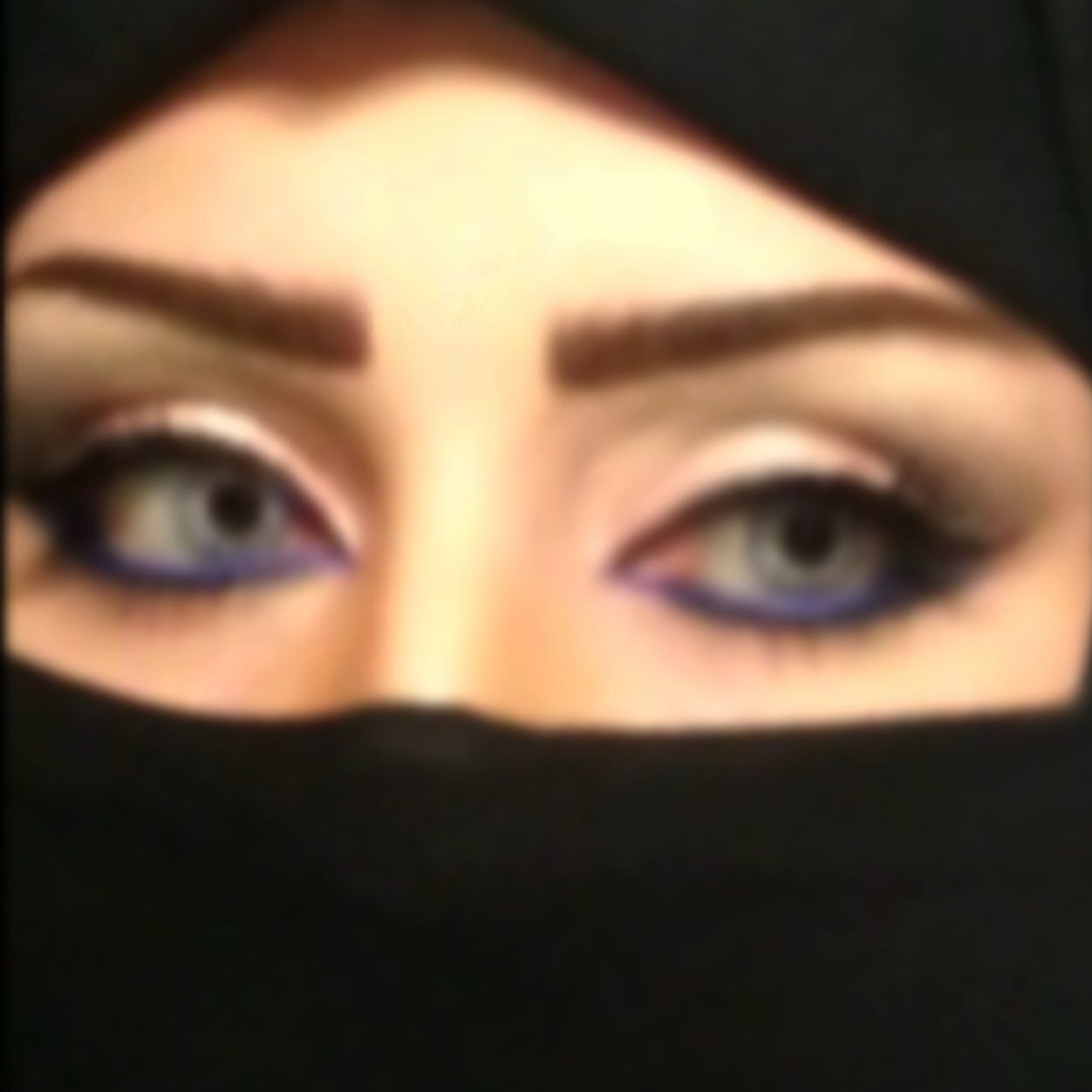 .آميرة الدوآسر☇˛⁰⁰ ف غطرسه متنوعهہ ة ❣*مـآجيت لتويتر أدور علآقات ولاقلت تكفـا ياغـلآهم أضافه أجي وأسـج النفس في كـل حزآت أخذ علوم الناس وأكـتب لطـافه*❣