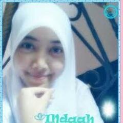 putriccantiktea's profile picture. 