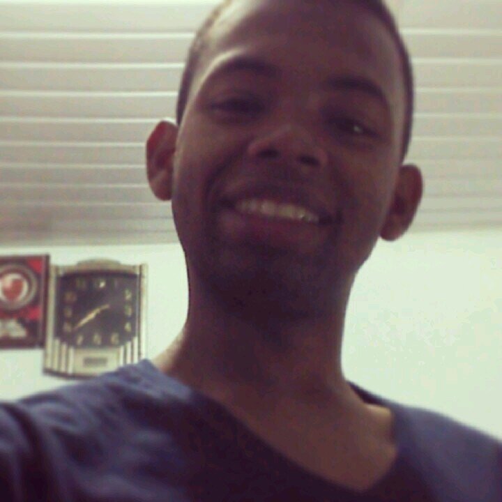 (Tim Beta)