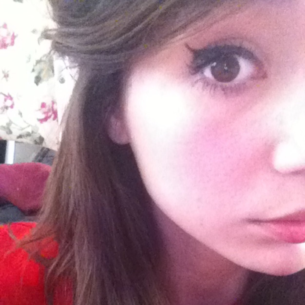 I'm Joanna! I work at Starbucks and you'll most likely find me sleeping, singing, eating or listening to Deaf Havana