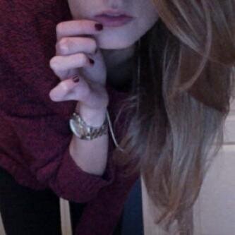 Remalotaibi1's profile picture. من هيَ ريم ؟ قلب ينبضُ باﻻمل ، ملئ باﻻمنيات . وتبحث عن الفرح ♥♥.