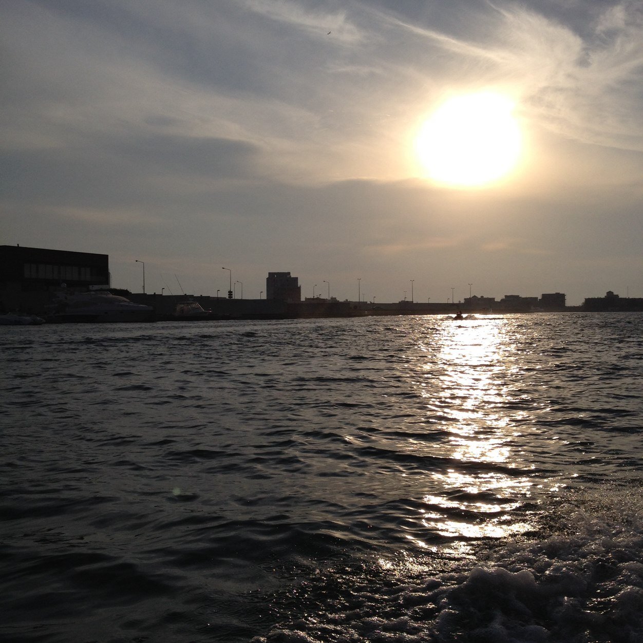 Work410's profile picture. عتيبه عز وفخر،، مبتعثه في الهندسه الوراثيه... ام لطفلين ابدأ من جديد في تويتر حسابي القديم تهكر وانسدت نفسي عنه