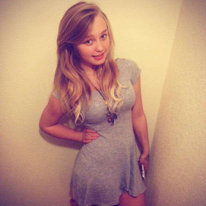 FOLLOWS BACK ALWAYS 
The bitch
Whatsapp/text me:07712469694
Oh yeaa,I like the smell of Bacon,Deal with it.