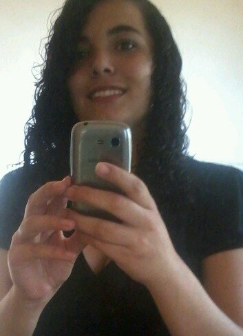  Com você eu descobri o meu melhor
Vi que havia muito mais ao meu redor
Sem você há um vazio bem maior
Onde perco o rumo numa estrada bem
